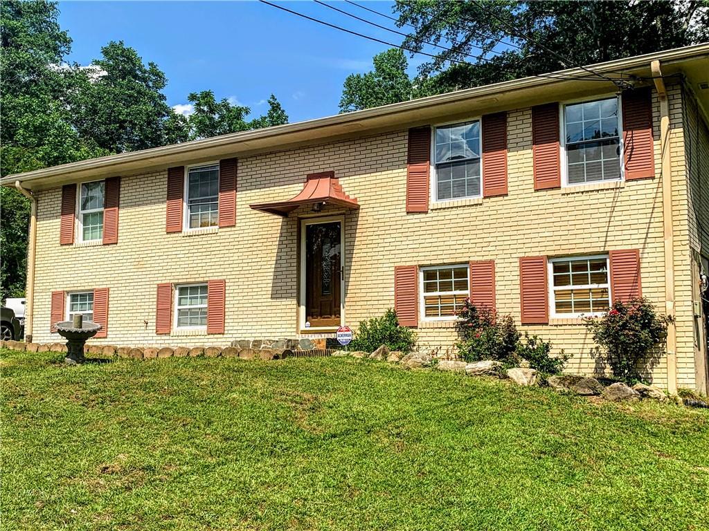 2820 Swansea Ct., Atlanta, GA 30349