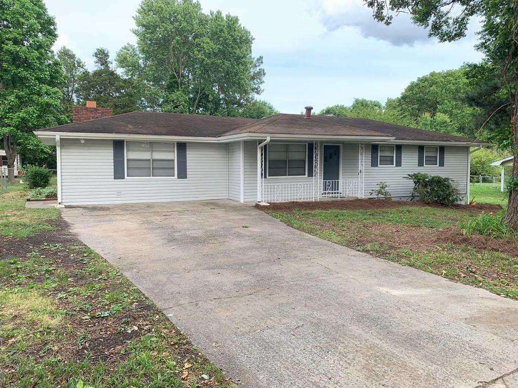 1215 Cleburne Pkwy., Hiram, GA 30141