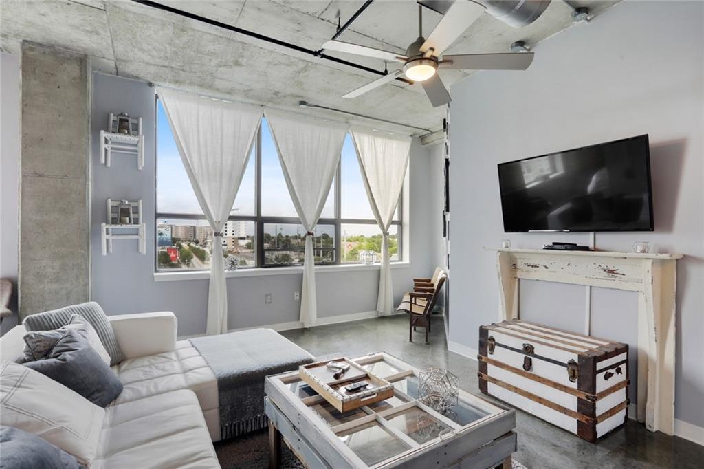 115 W Peachtree Pl. #604, Atlanta, GA 30313