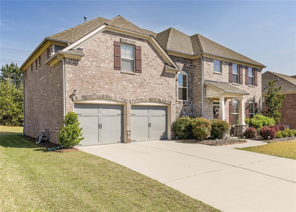 1460 Sunnys Halo Dr., Suwanee, GA 30024