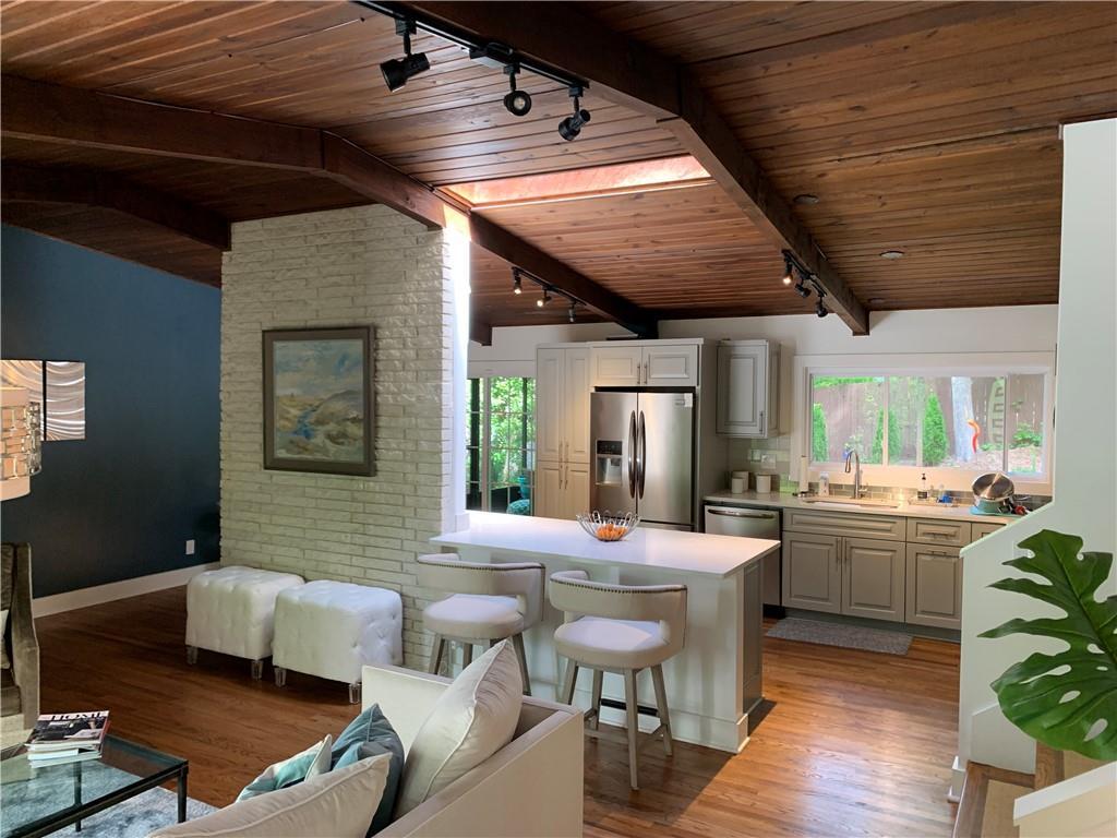 1974 Ellwyn Dr., Chamblee, GA 30341