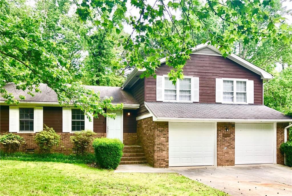 2868 Rosemont Dr., Lawrenceville, GA 30044