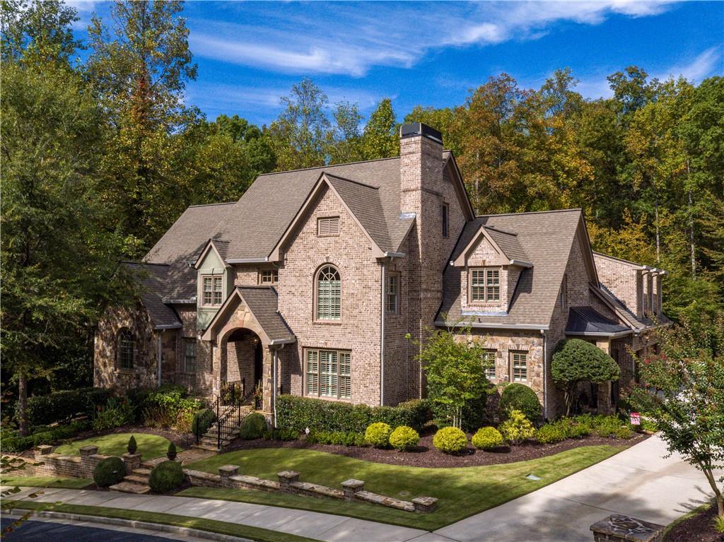 5035 Riverside Park Dr., Roswell, GA 30076