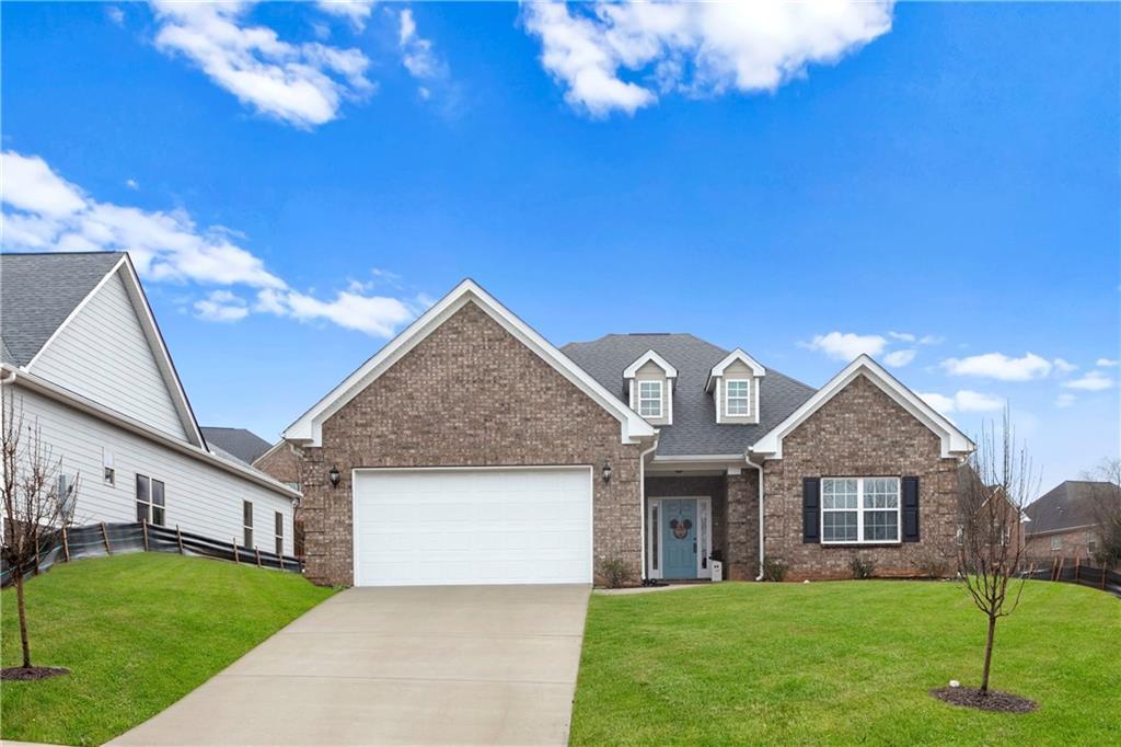 9146 Golfview Ln., Covington, GA 30014
