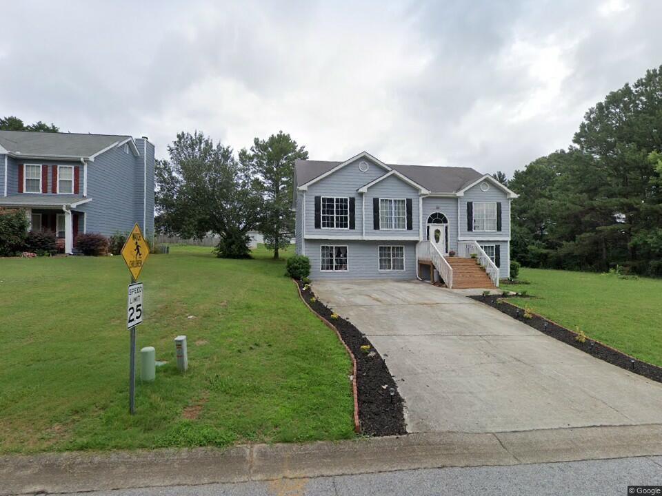1445 Range Heights Ter., Loganville, GA 30052