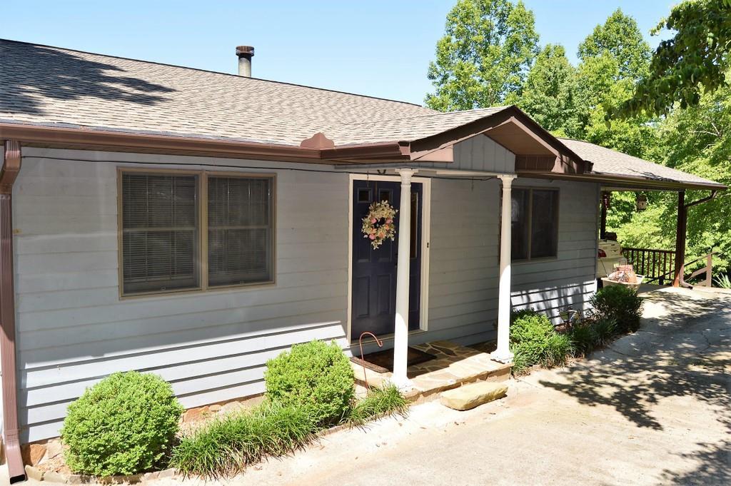 338 Mountain Dr., Hiawassee, GA 30546