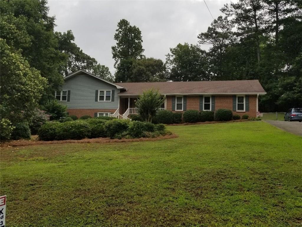 1026 Lanford Dr., Lilburn, GA 30047