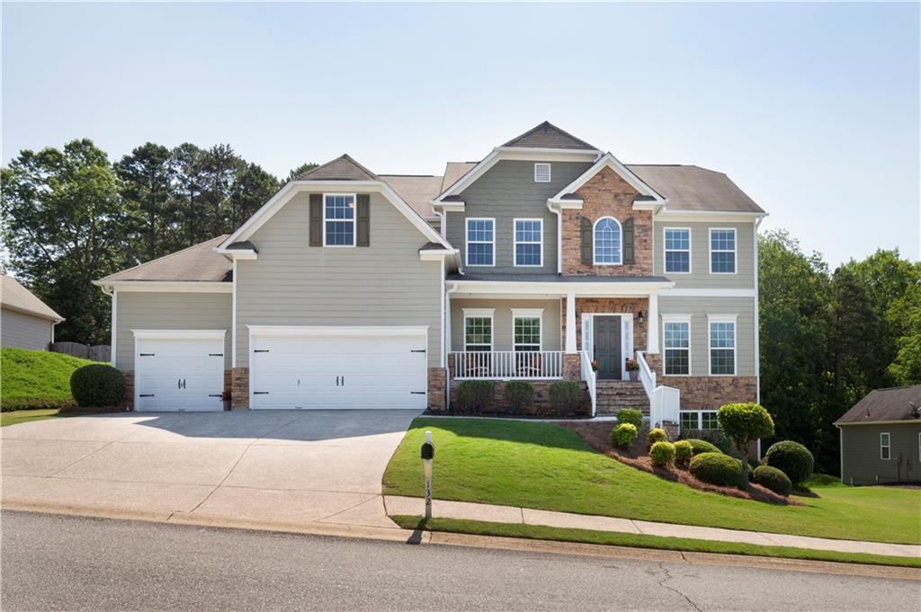 132 Crestmont Dr., Canton, GA 30114