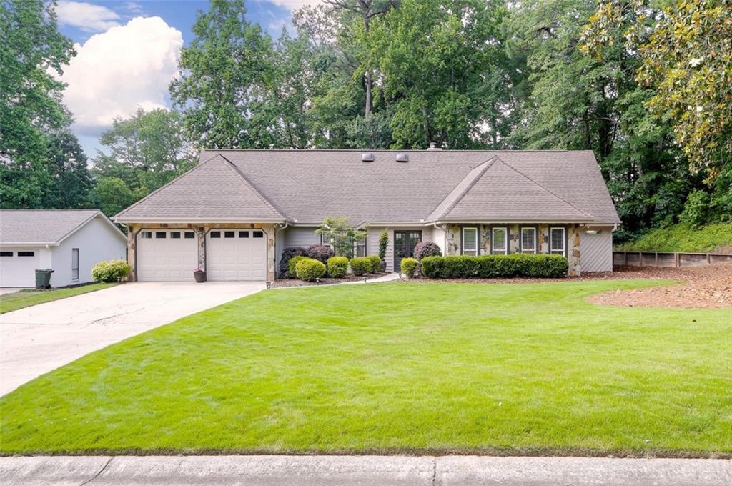 3100 Brookview Dr., Marietta, GA 30068