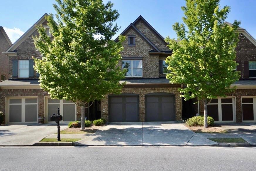 3418 New Fawn Ln., Alpharetta, GA 30004