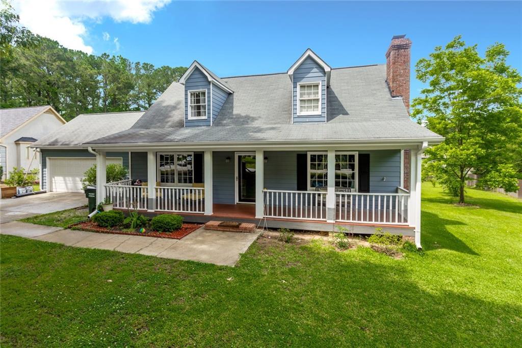 3885 Laurel Falls Dr., Snellville, GA 30039