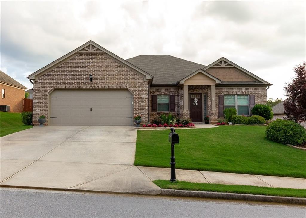 6235 Wynfield Dr., Flowery Branch, GA 30542