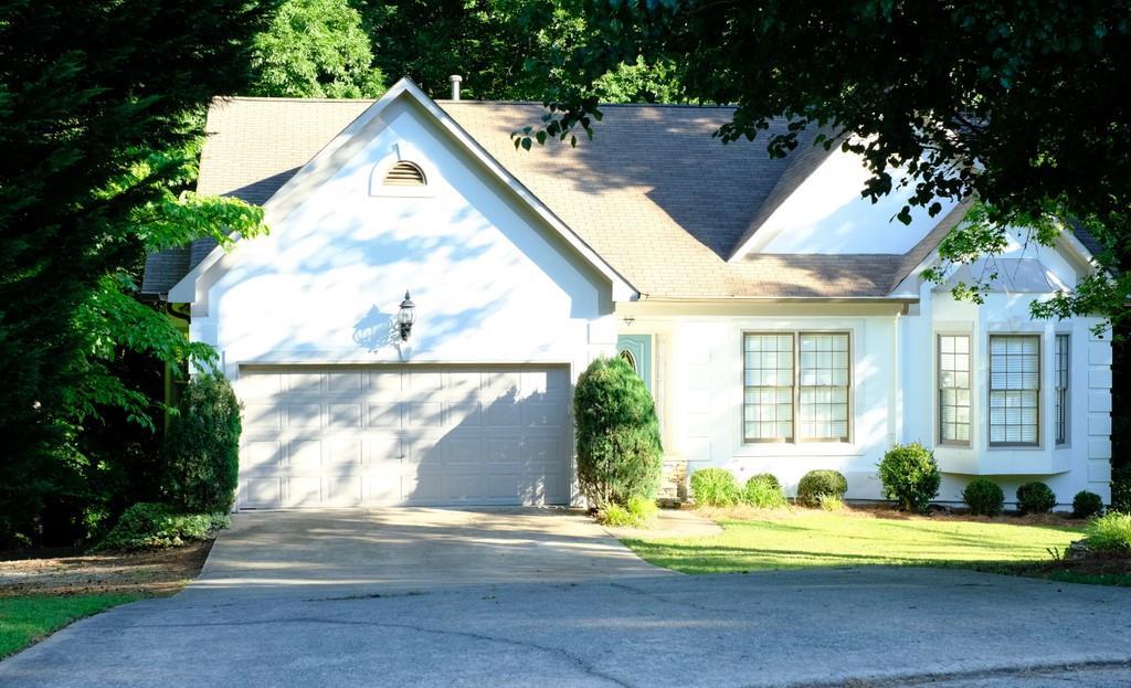 5815 Elm Tree Dr., Buford, GA 30518