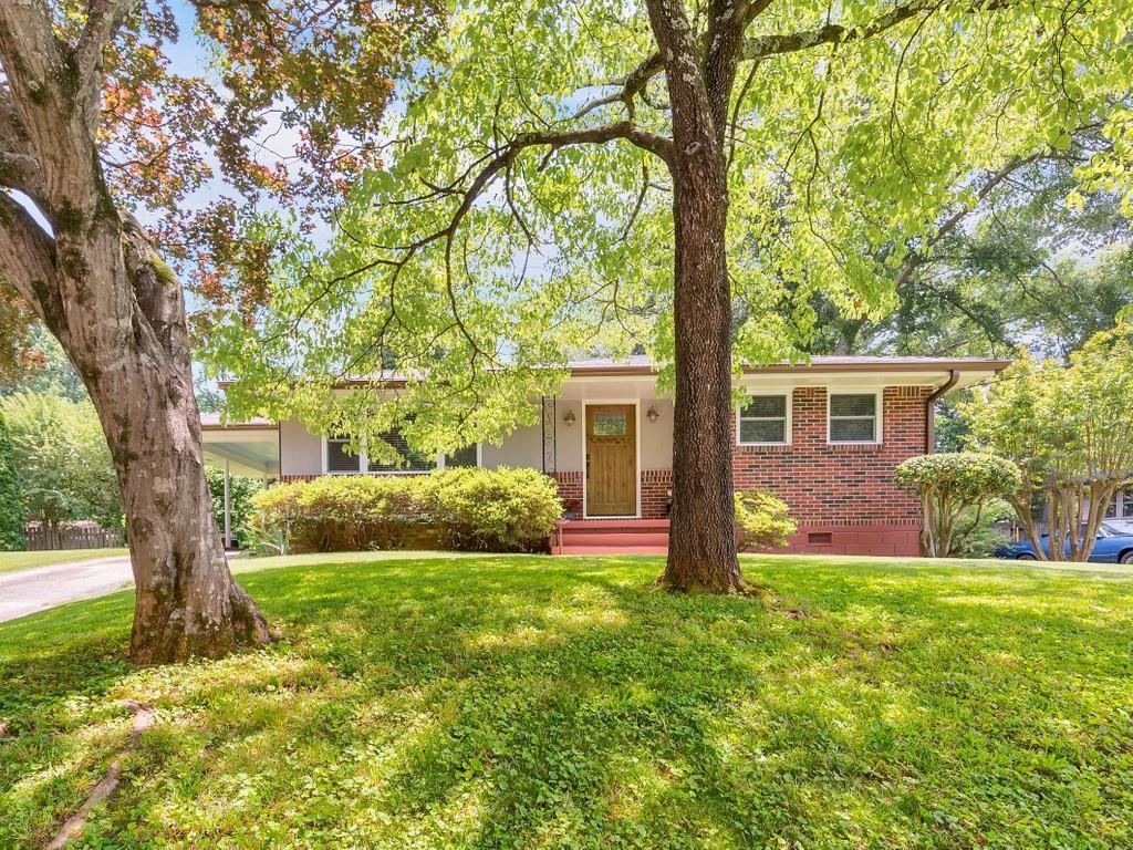 1086 Pinedale Dr., Smyrna, GA 30080