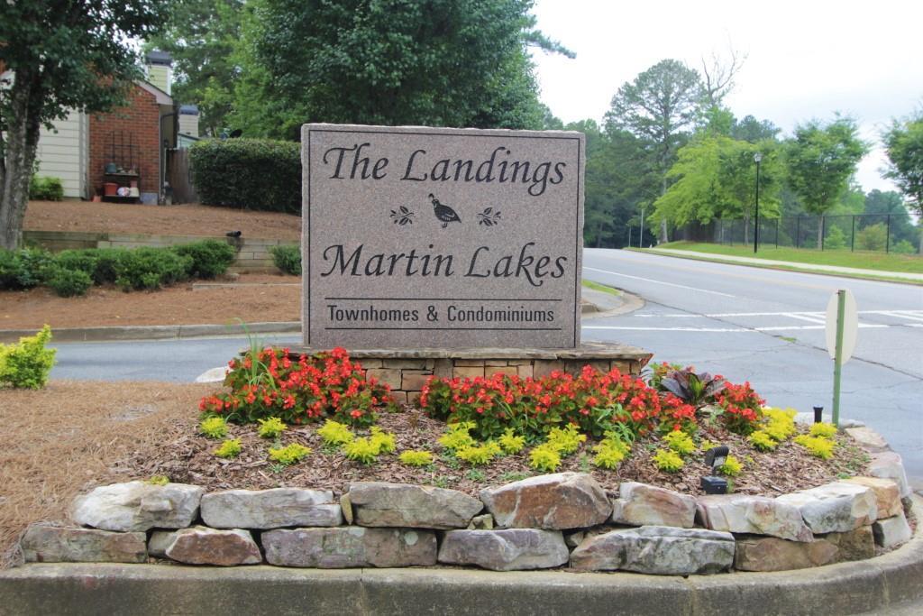 300 Teal Ct., Roswell, GA 30076