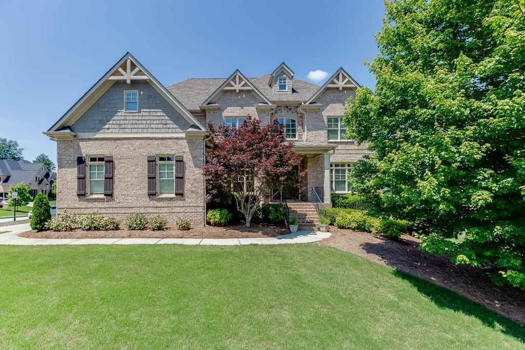 2492 Walkers Glen Ln., Buford, GA 30519