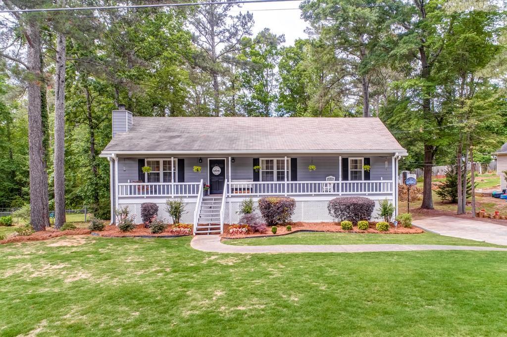 617 Presidential Dr., Dallas, GA 30157