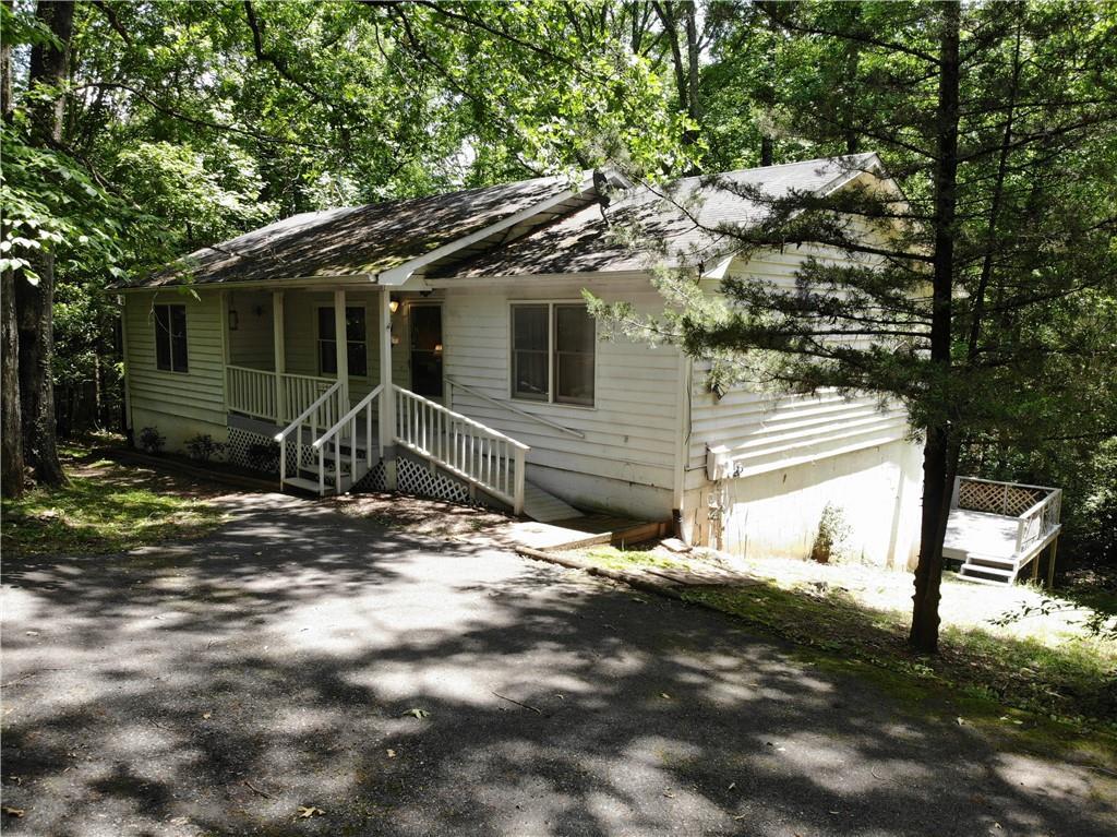 5566 Cavender Creek Rd., Dahlonega, GA 30533