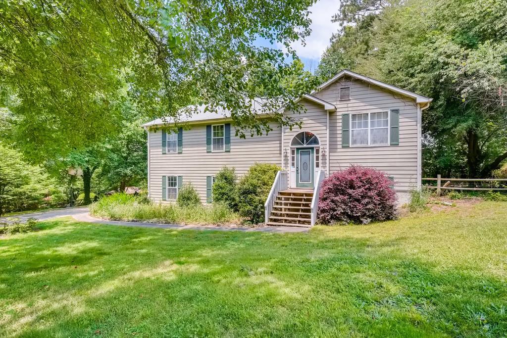 727 Kings Ct., Bethlehem, GA 30620