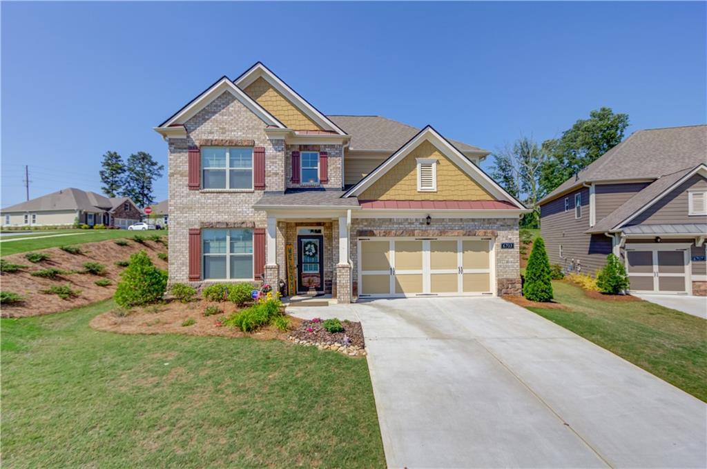 6703 Fox Hollow Ct., Flowery Branch, GA 30542