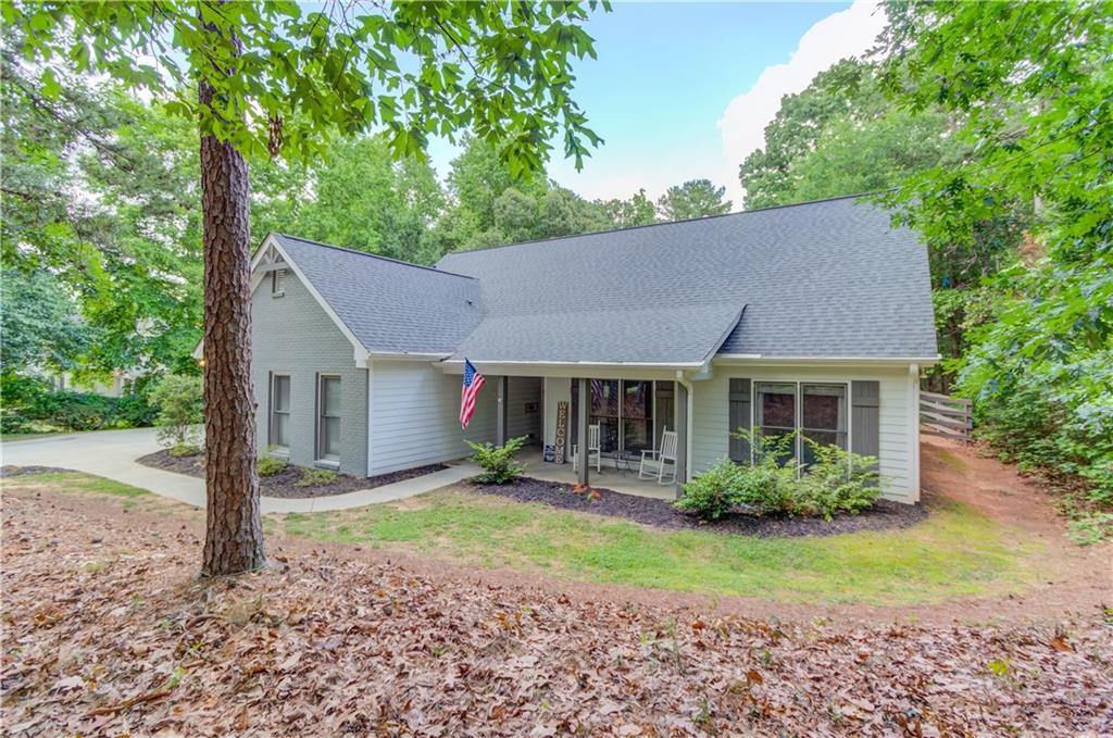 5549 Lakeshore Rd., Buford, GA 30519