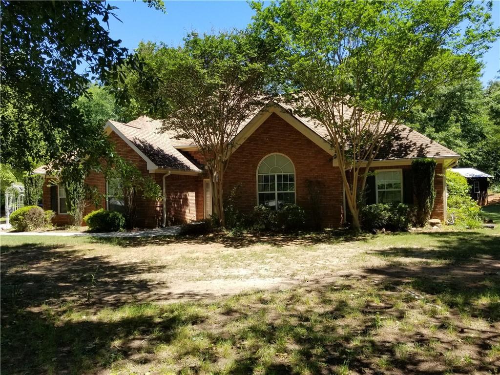 1017 Justin Cir., Social Circle, GA 30025