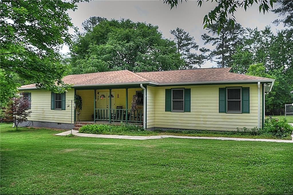 3370 Old Zion Cemetery Rd., Loganville, GA 30052