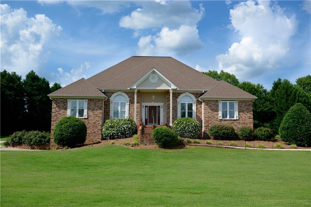 2008 Orchard Ter., Loganville, GA 30052