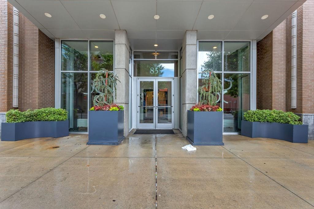 855 Peachtree St. #2905, Atlanta, GA 30309