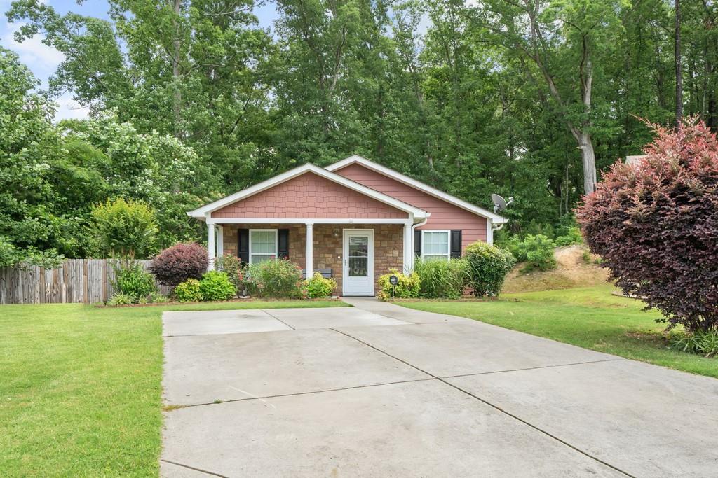 6940 Satterlee Woods Ln., Austell, GA 30168