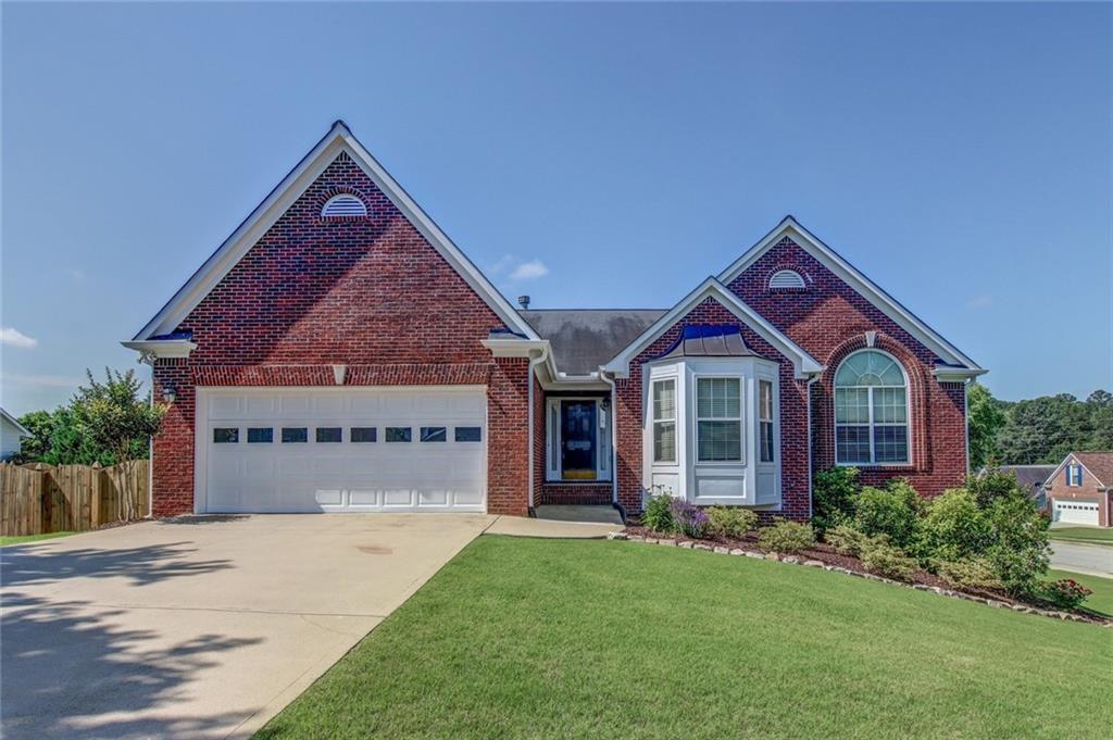 1092 Fairmont Park Dr., Dacula, GA 30019