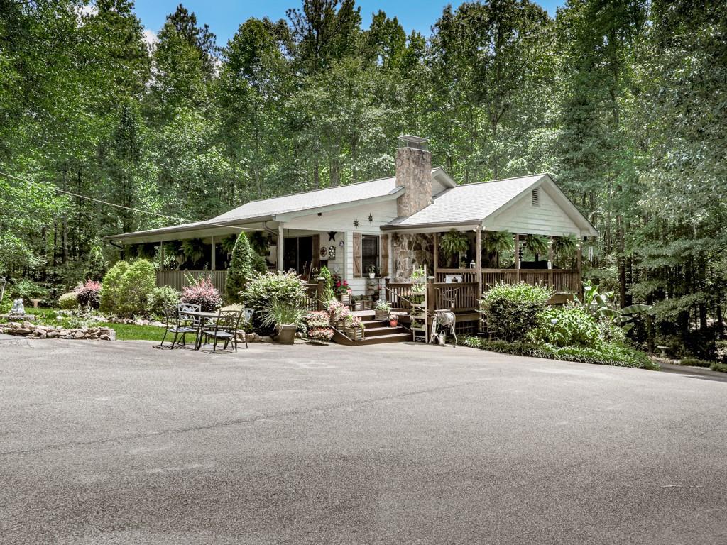 129 Hightower Rd., Hiram, GA 30141