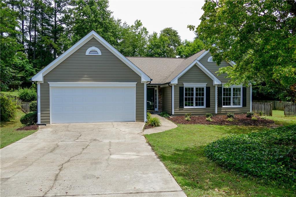 1615 Fairburn Dr., Cumming, GA 30040