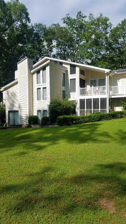 6810 Springwood Dr., Douglasville, GA 30135