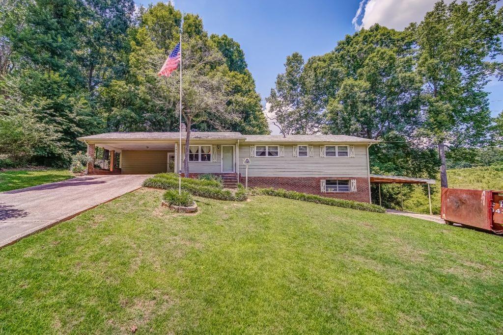 3951 Erica Cir., Douglasville, GA 30135