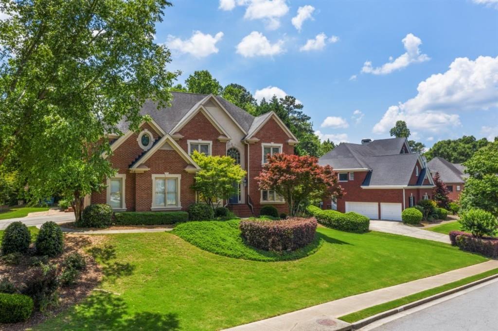 10990 Bracebridge Rd., Alpharetta, GA 30022