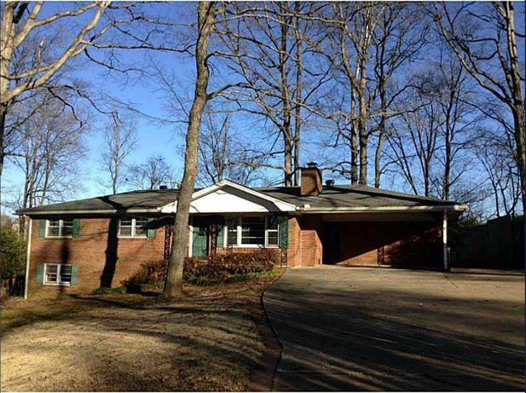 3529 Greenway Dr., Marietta, GA 30008