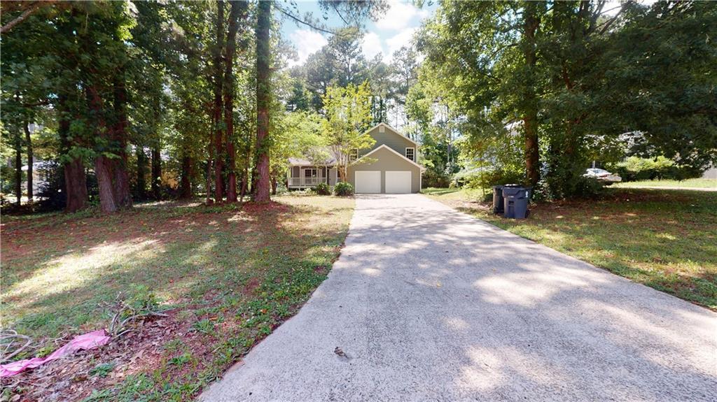 4897 Muirwood Dr., Powder Springs, GA 30127