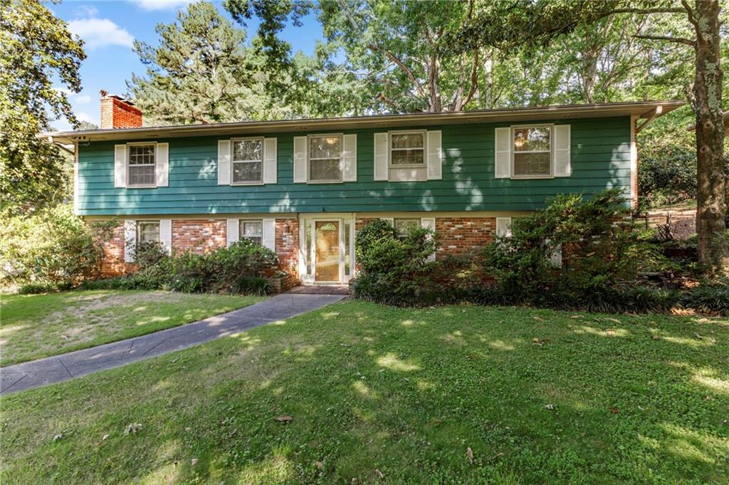 2525 Overlook Dr., East Point, GA 30344