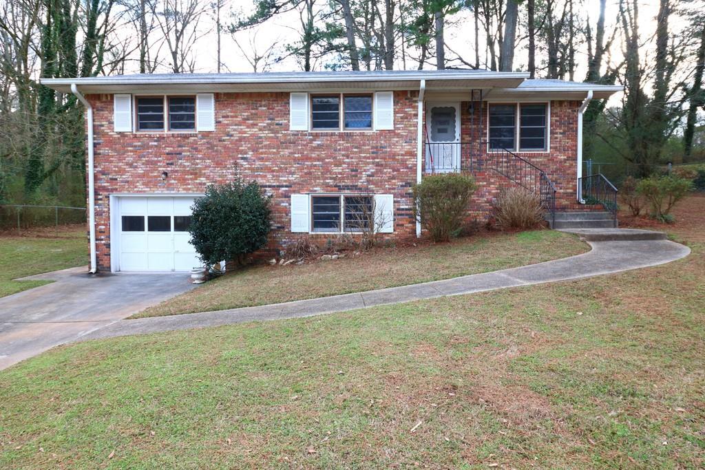 128 Hurt Dr., Smyrna, GA 30082