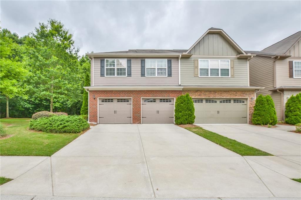 3052 Brockenhurst Dr. #1, Buford, GA 30519