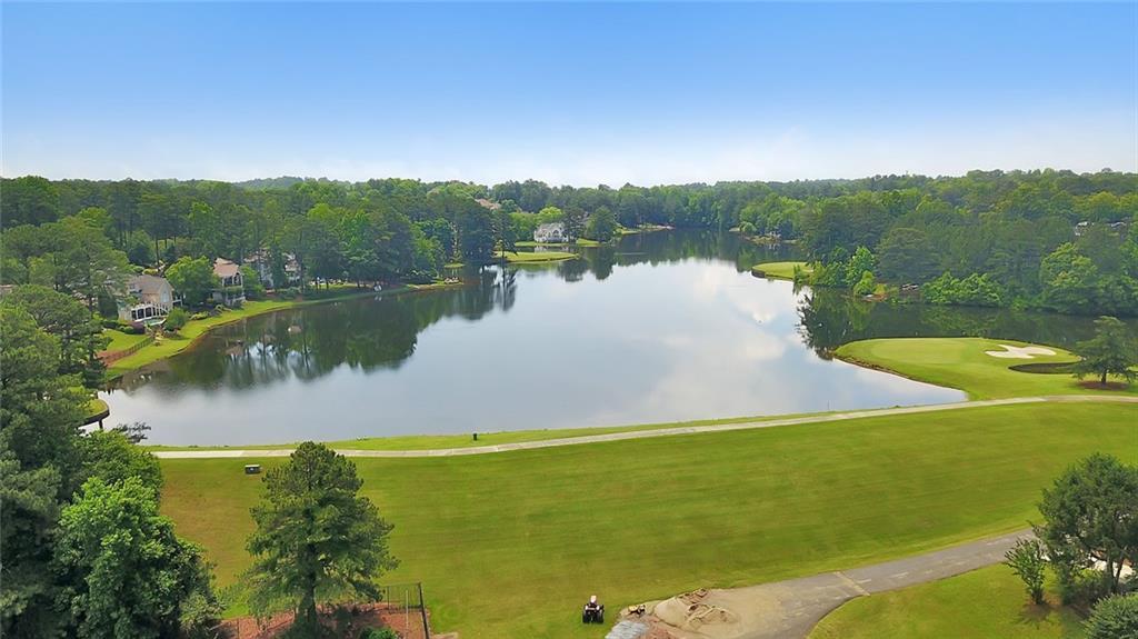 10300 Kinross Rd., Roswell, GA 30076