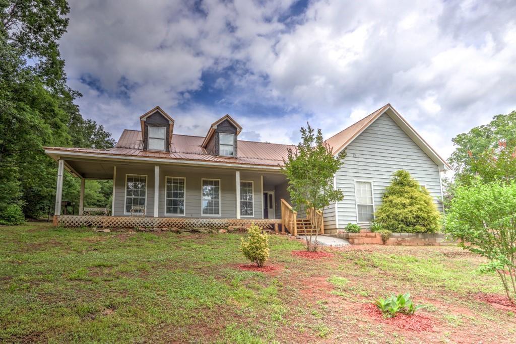 6865 Gilstrap Spur Rd., Clermont, GA 30527