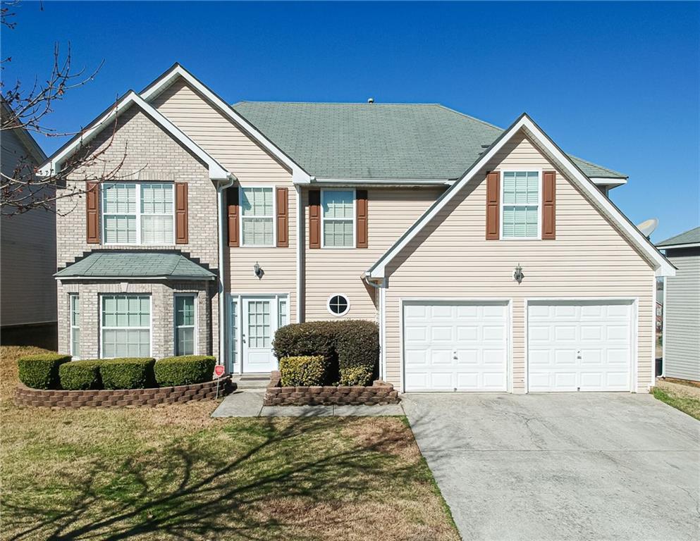4916 Bottle Brush Dr., Snellville, GA 30039