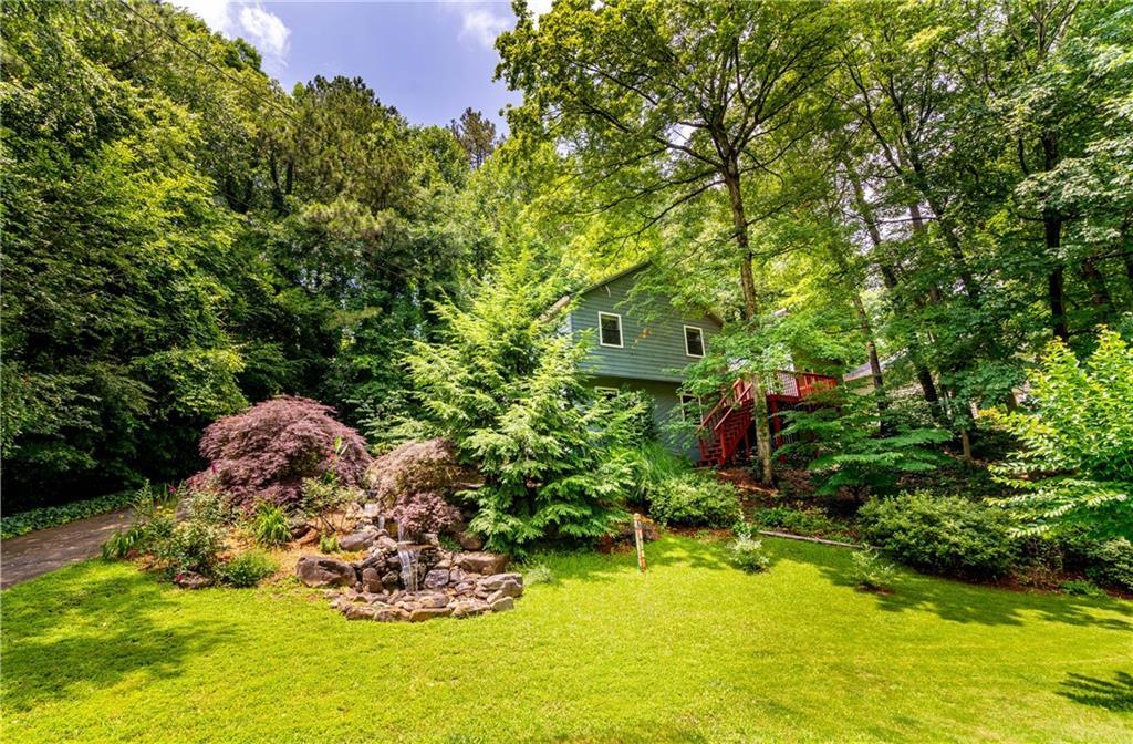 241 Castleair Dr., Kennesaw, GA 30144