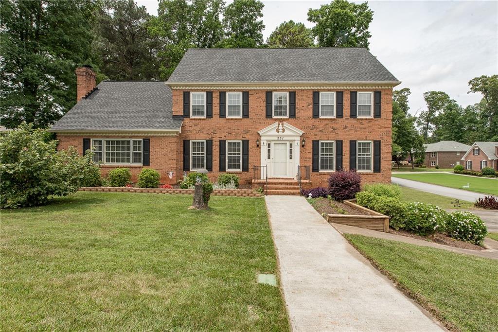 231 Newport Ln., Lilburn, GA 30047