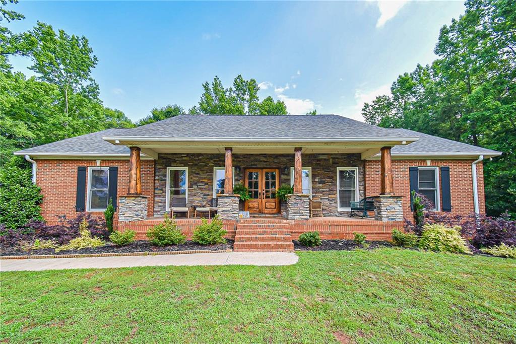 5518 Highway 332, Hoschton, GA 30548