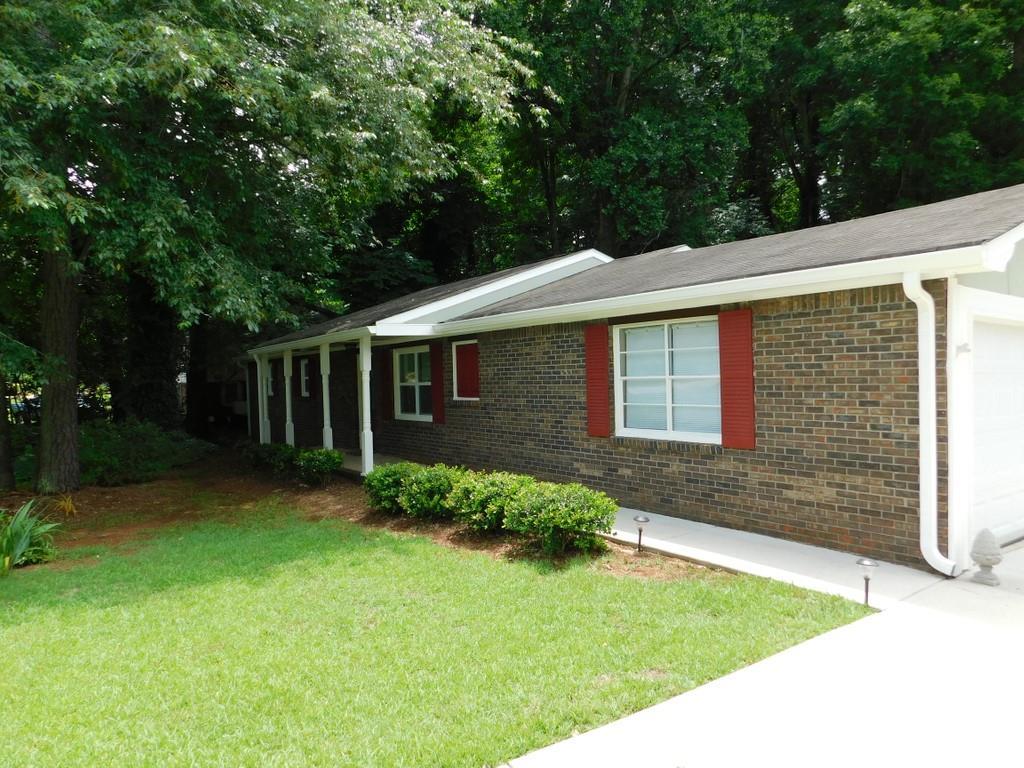 2833 Britt Dr., Douglasville, GA 30135