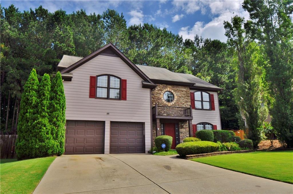 225 Park Creek Dr., Woodstock, GA 30188