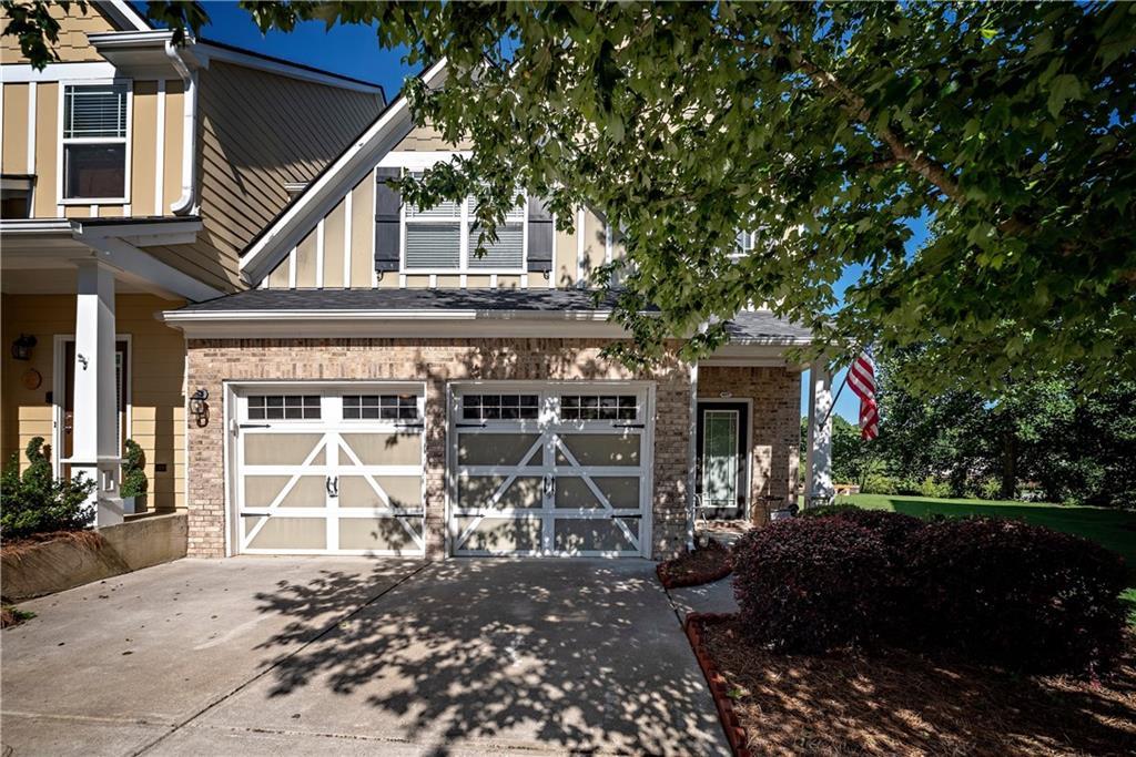 407 Oakview Ln., Canton, GA 30114
